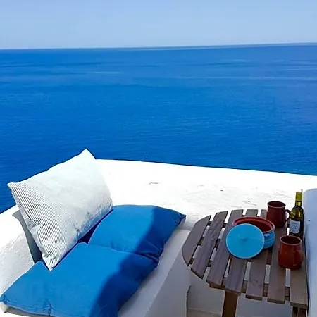 Aegean Eye Hotel *